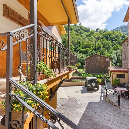 아파트 La Veiga Turisticos La Riera (Narcea, Asturias)